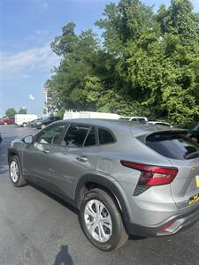 2025 Chevrolet Trax LS - Photo 4 - Newport, KY 41071