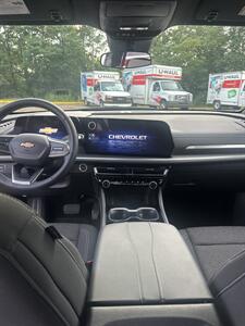 2024 Chevrolet Traverse LS   - Photo 7 - Newport, KY 41071