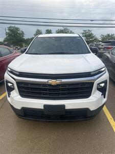 2024 Chevrolet Traverse LS   - Photo 3 - Newport, KY 41071