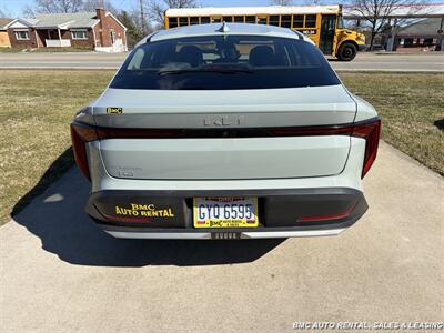 2025 Kia K4 LXS - Photo 4 - Newport, KY 41071