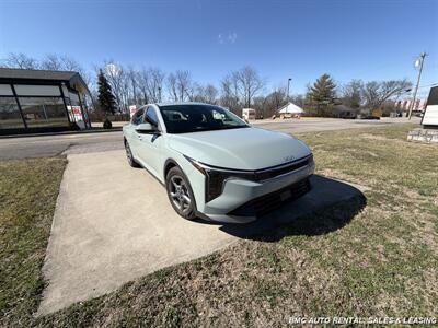 2025 Kia K4 LXS - Photo 1 - Newport, KY 41071
