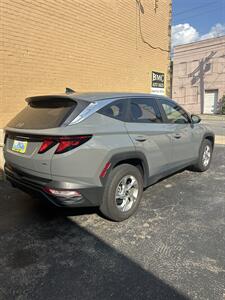 2024 Hyundai TUCSON SE - Photo 2 - Newport, KY 41071