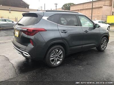 2023 Kia Seltos S - Photo 6 - Newport, KY 41071