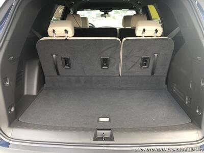 2023 Chevrolet Traverse LS - Photo 5 - Newport, KY 41071