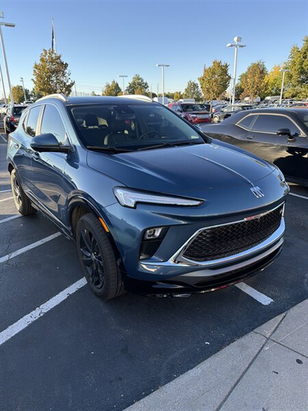 2024 Buick Encore GX Sport Touring   - Photo 1 - Newport, KY 41071