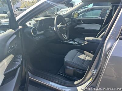 2025 Chevrolet Trax LT - Photo 5 - Newport, KY 41071