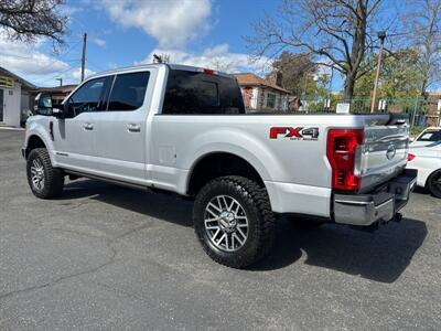 2017 Ford F-250 Super Duty Lariat Crew Cab*4X4*Lifted*Tow Package*   - Photo 9 - Fair Oaks, CA 95628