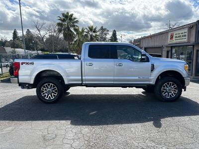 2017 Ford F-250 Super Duty Lariat Crew Cab*4X4*Lifted*Tow Package*   - Photo 6 - Fair Oaks, CA 95628