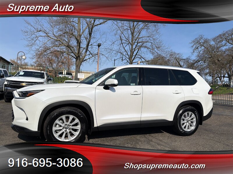 2024 Toyota Grand Highlander XLE*One Owner*Heated Seats*Low Miles*Third Row*  