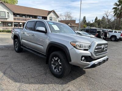 2017 Toyota Tacoma Double Cab TRD Off-Road*4X4*Rear Camera* - Photo 5 - Fair Oaks, CA 95628