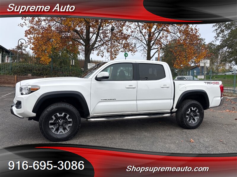 2017 Toyota Tacoma Double Cab TRD Off-Road*4X4*Low Miles*Rear Camera*  