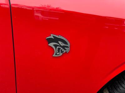 2016 Dodge Challenger SRT Hellcat*6 Speed Manual*Moon Roof*One Owner* - Photo 24 - Fair Oaks, CA 95628
