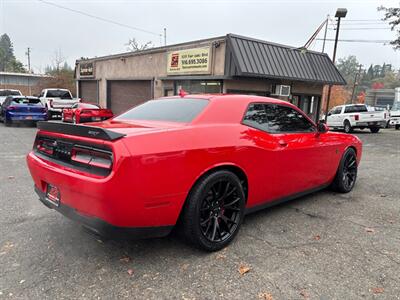 2016 Dodge Challenger SRT Hellcat*6 Speed Manual*Moon Roof*One Owner* - Photo 9 - Fair Oaks, CA 95628
