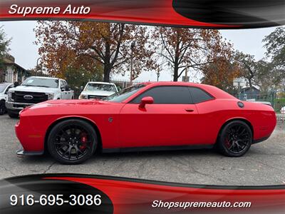 2016 Dodge Challenger SRT Hellcat*6 Speed Manual*Moon Roof*One Owner* - Photo 1 - Fair Oaks, CA 95628