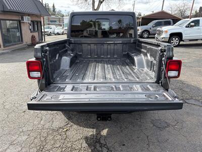 2022 Jeep Gladiator Sport S *4X4*Rear Camera*Hard Top*One Owner* - Photo 30 - Fair Oaks, CA 95628