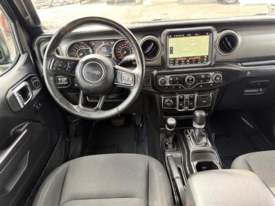 2022 Jeep Gladiator Sport S *4X4*Rear Camera*Hard Top*One Owner* - Photo 23 - Fair Oaks, CA 95628