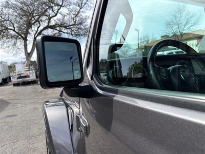 2022 Jeep Gladiator Sport S *4X4*Rear Camera*Hard Top*One Owner* - Photo 31 - Fair Oaks, CA 95628