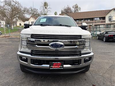 2018 Ford F-250 Super Duty Lariat SuperCrew*4X4*Tow Package*Moon Roof*FX4* - Photo 4 - Fair Oaks, CA 95628