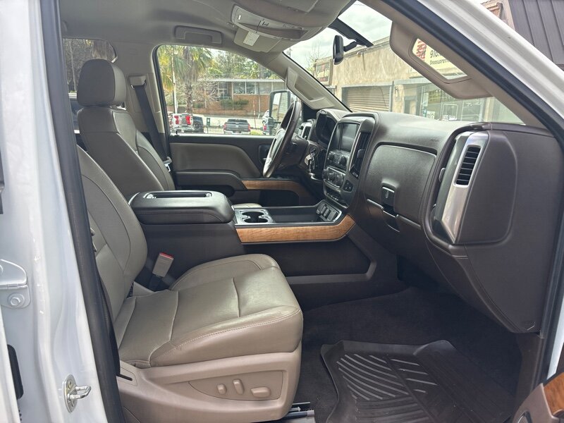 2019 Chevrolet Silverado 2500 LTZ Crew Cab*4X4*Lifted*Tow Pa photo