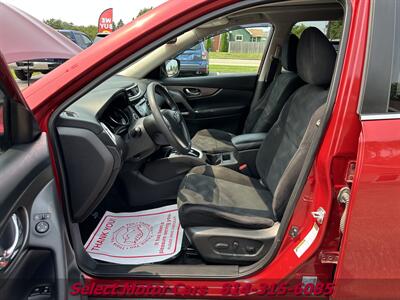 2015 Nissan Rogue SV   - Photo 17 - Erie, PA 16505