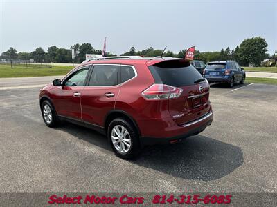 2015 Nissan Rogue SV   - Photo 6 - Erie, PA 16505