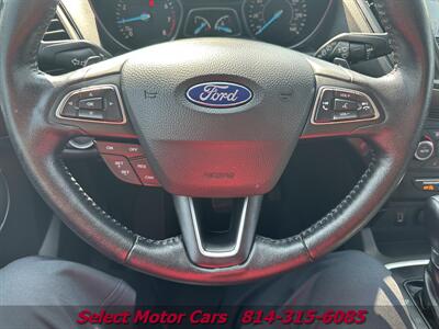 2017 Ford Escape Titanium   - Photo 14 - Erie, PA 16505