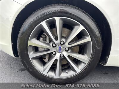 2013 Volvo C70 T5 Premier Plus   - Photo 14 - Erie, PA 16505