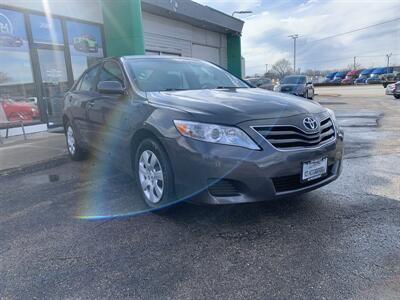 2011 Toyota Camry LE - Photo 2 - Palatine, IL 60074