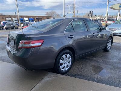 2011 Toyota Camry LE - Photo 5 - Palatine, IL 60074