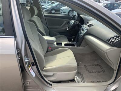 2007 Toyota Camry Hybrid   - Photo 9 - Palatine, IL 60074