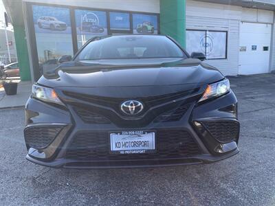 2021 Toyota Camry SE   - Photo 2 - Palatine, IL 60074