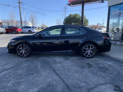 2021 Toyota Camry SE   - Photo 7 - Palatine, IL 60074