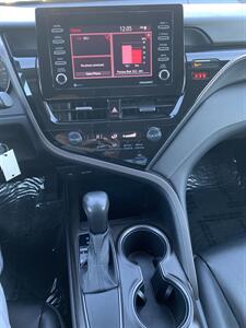 2021 Toyota Camry SE   - Photo 25 - Palatine, IL 60074