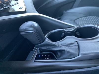 2021 Toyota Camry SE   - Photo 24 - Palatine, IL 60074