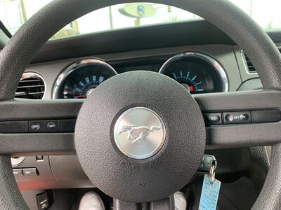 2011 Ford Mustang V6   - Photo 15 - Palatine, IL 60074