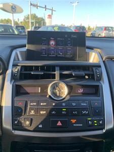2016 Lexus NX 300h   - Photo 31 - Palatine, IL 60074