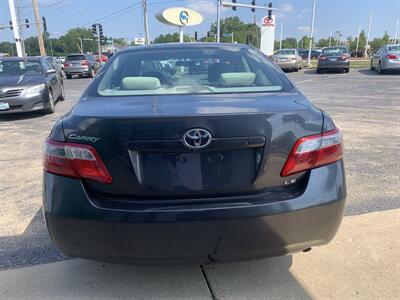 2009 Toyota Camry LE   - Photo 6 - Palatine, IL 60074