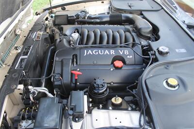 2003 Jaguar XJ8 4.0 LITER LEATHER SUNROOF F&R HEATED SEATS   - Photo 24 - Houston, TX 77031