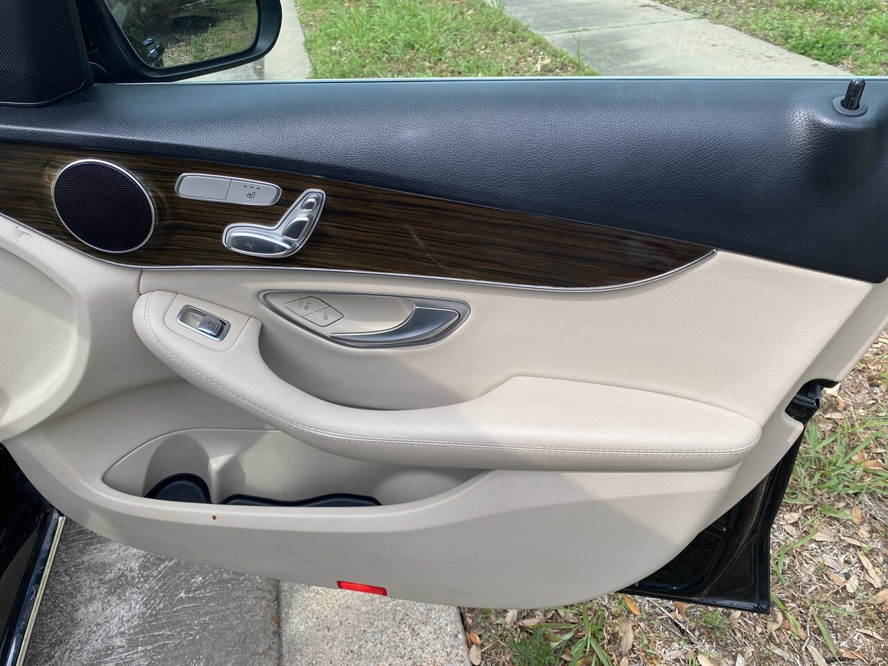 2018 Mercedes-Benz C 300 LEATHER ROOF NAVI HEATED SEATS ONLY 61K MLS   - Photo 37 - Houston, TX 77031
