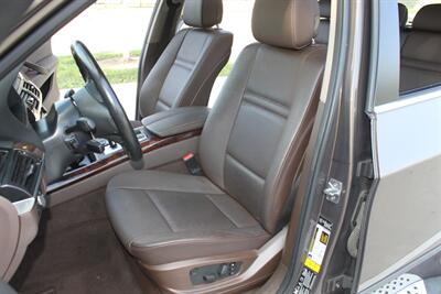 2012 BMW X5 xDrive50i PANO HEATED SEATS NAV REARCAM SIDE STEPS   - Photo 41 - Houston, TX 77031