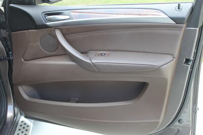 2012 BMW X5 xDrive50i PANO HEATED SEATS NAV REARCAM SIDE STEPS   - Photo 64 - Houston, TX 77031