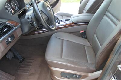 2012 BMW X5 xDrive50i PANO HEATED SEATS NAV REARCAM SIDE STEPS   - Photo 42 - Houston, TX 77031