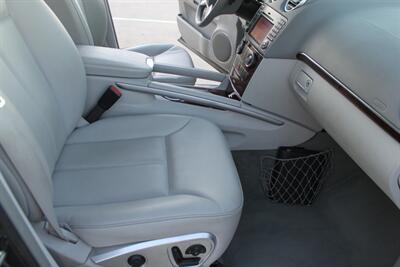 2012 Mercedes-Benz GL 450 4MATIC 2 ROOFS HEATED SEATS NAV REARCAM   - Photo 44 - Houston, TX 77031