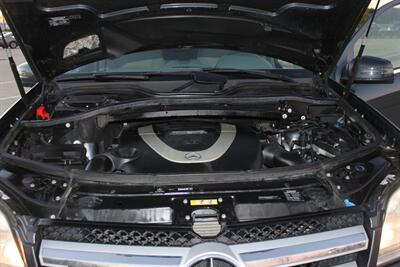 2012 Mercedes-Benz GL 450 4MATIC 2 ROOFS HEATED SEATS NAV REARCAM   - Photo 21 - Houston, TX 77031