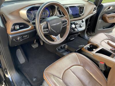 2017 Chrysler Pacifica LIMITED NAV PANO 20 " WHLS BLIND SPOT ADAP CRUISE   - Photo 46 - Houston, TX 77031