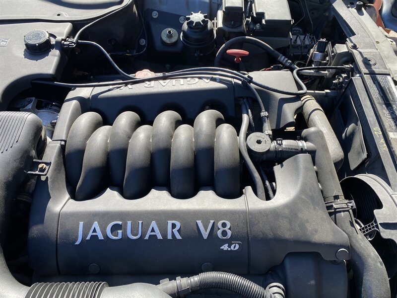 2002 Jaguar XJ-Series XJ Sport photo