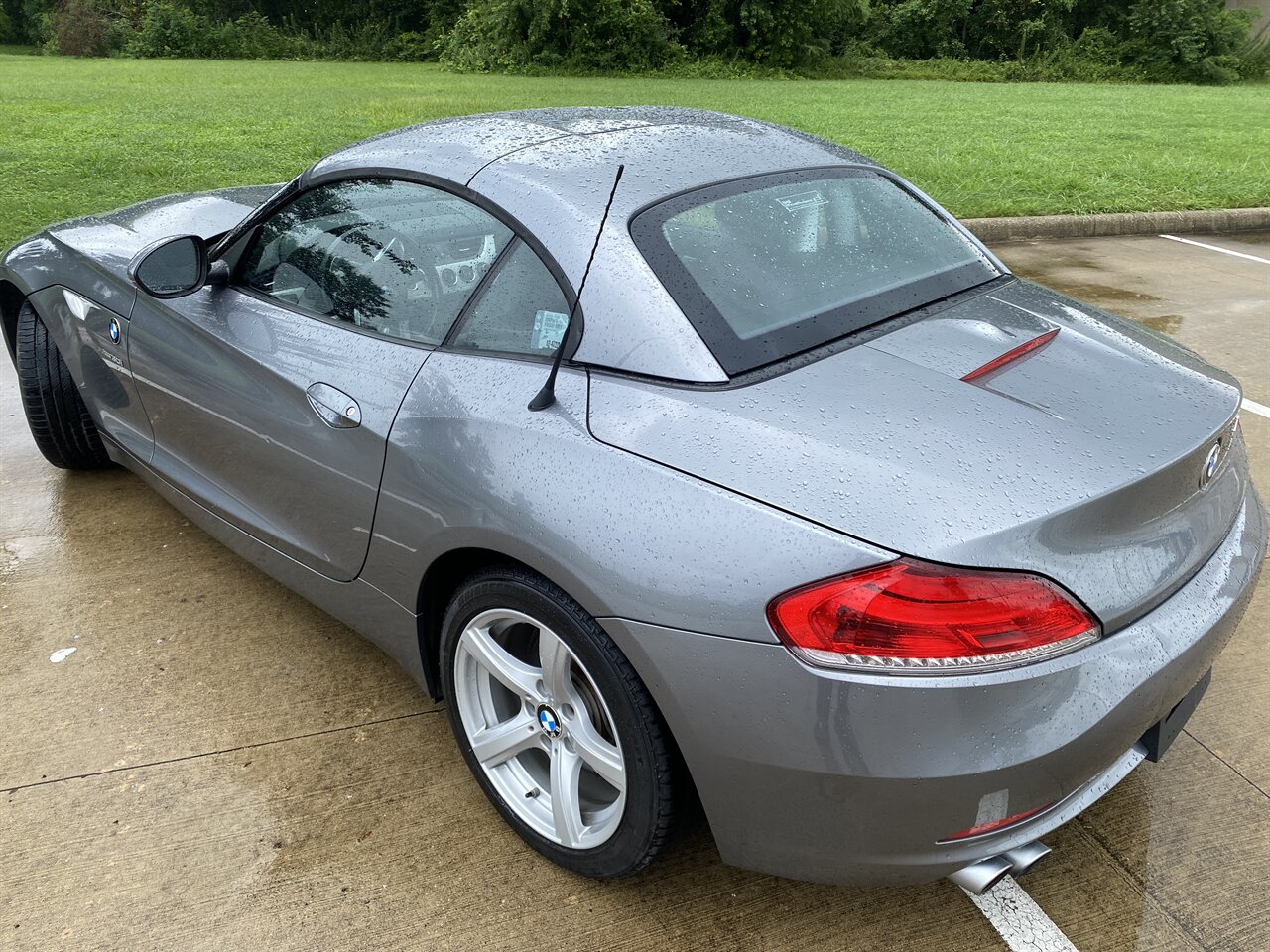 2011 BMW Z4 sDrive30i CONVERTIBLE HEATED SEATS ONLY 40K MILES   - Photo 21 - Houston, TX 77031