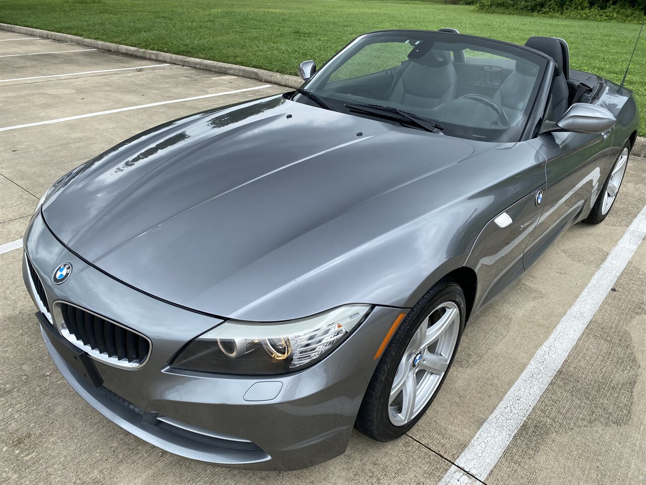 2011 BMW Z4 sDrive30i CONVERTIBLE HEATED SEATS ONLY 40K MILES   - Photo 19 - Houston, TX 77031