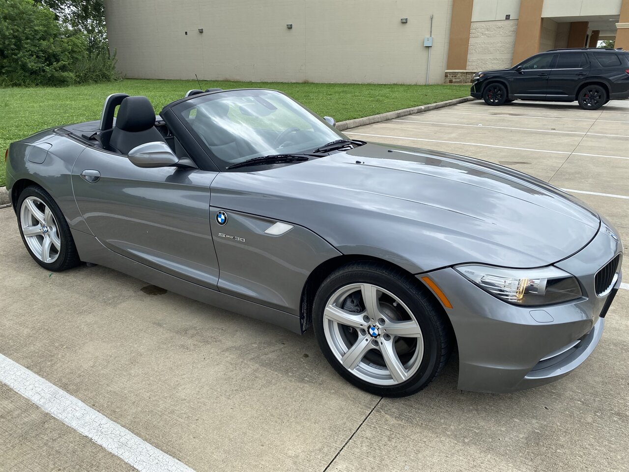 2011 BMW Z4 sDrive30i CONVERTIBLE HEATED SEATS ONLY 40K MILES   - Photo 17 - Houston, TX 77031