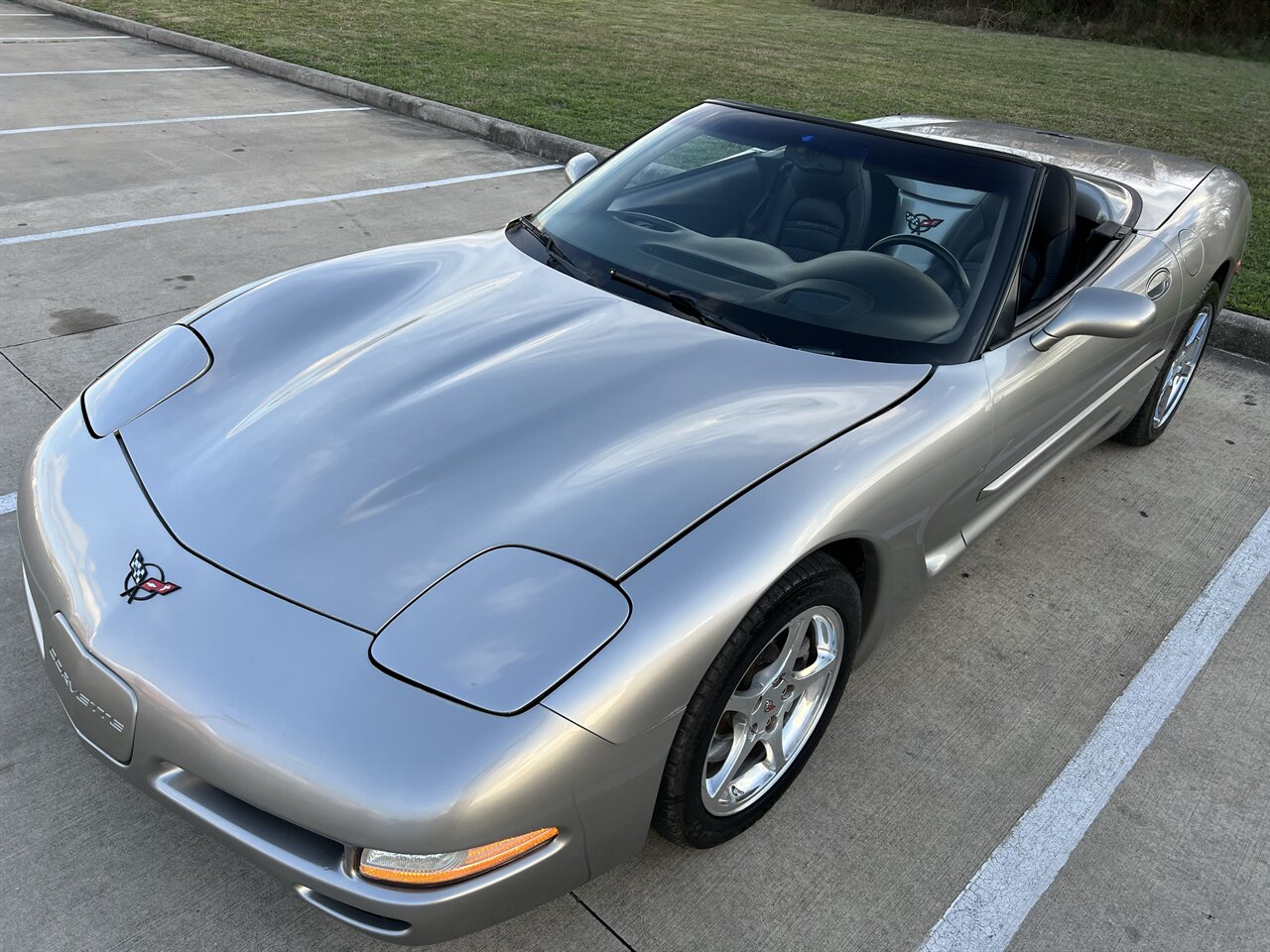 2002 Chevrolet Corvette CONVERTIBLE AUTO MICHELIN TIRES AUTO ONLY 82K MLS - Photo 14 - Houston, TX 77031